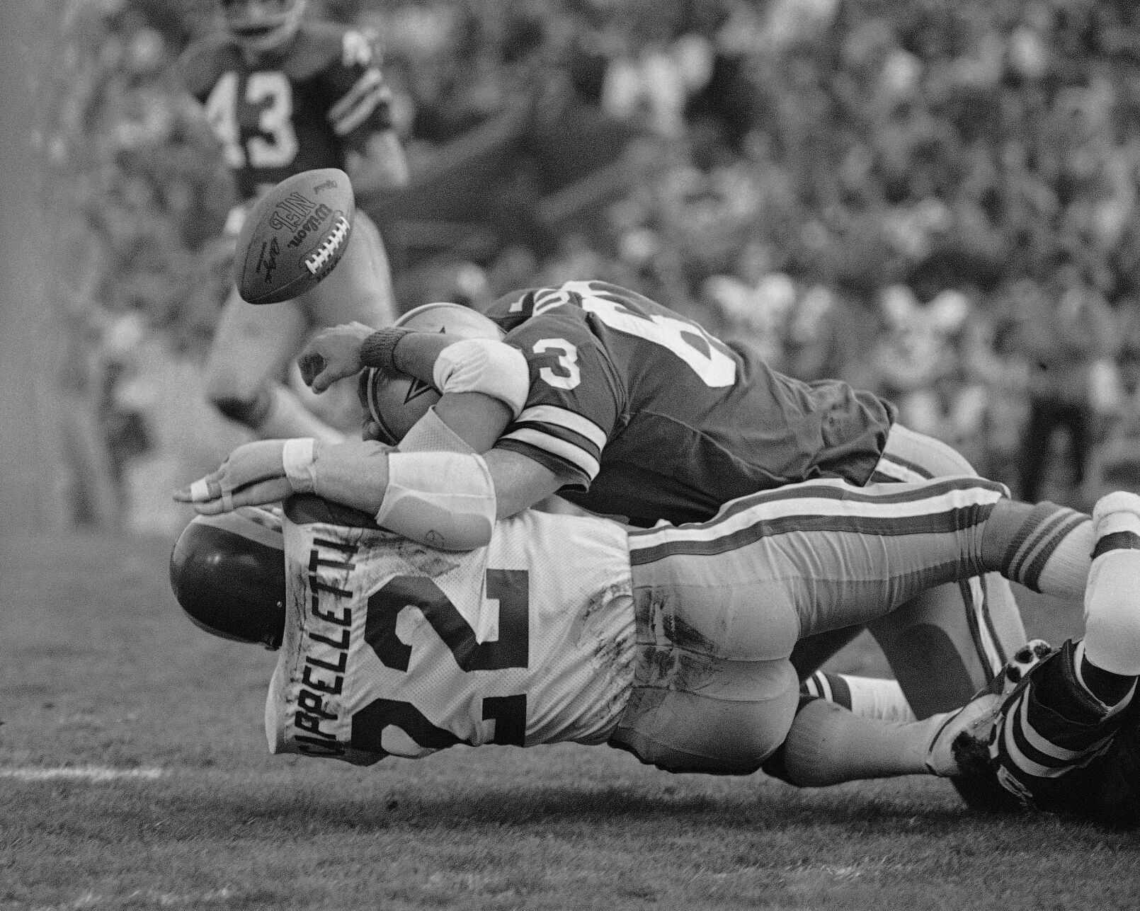 1979: Dallas Cowboys beat Los Angeles Rams 28-0 to win the NFC title